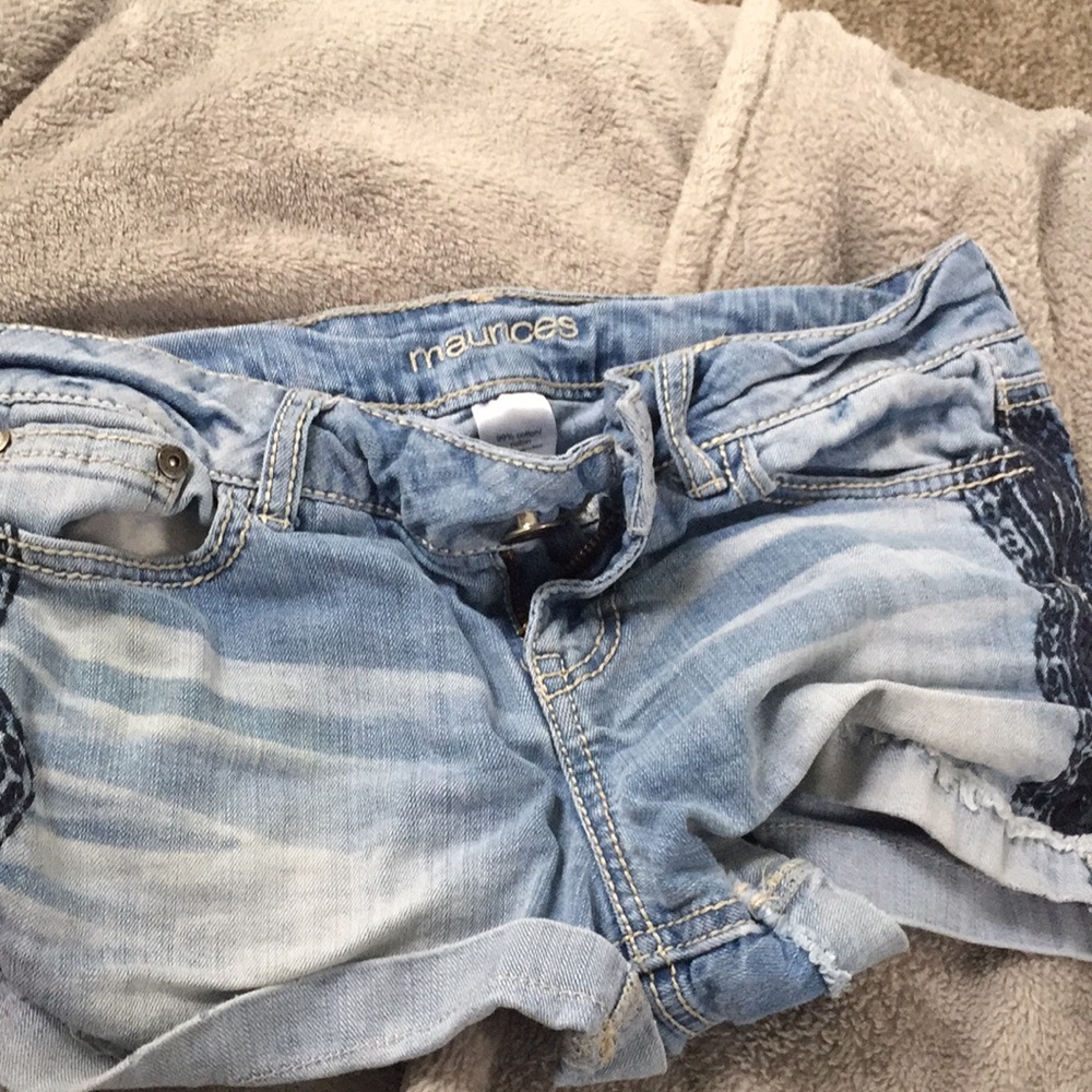 I’m selling some blue an dark blue shorts for $5